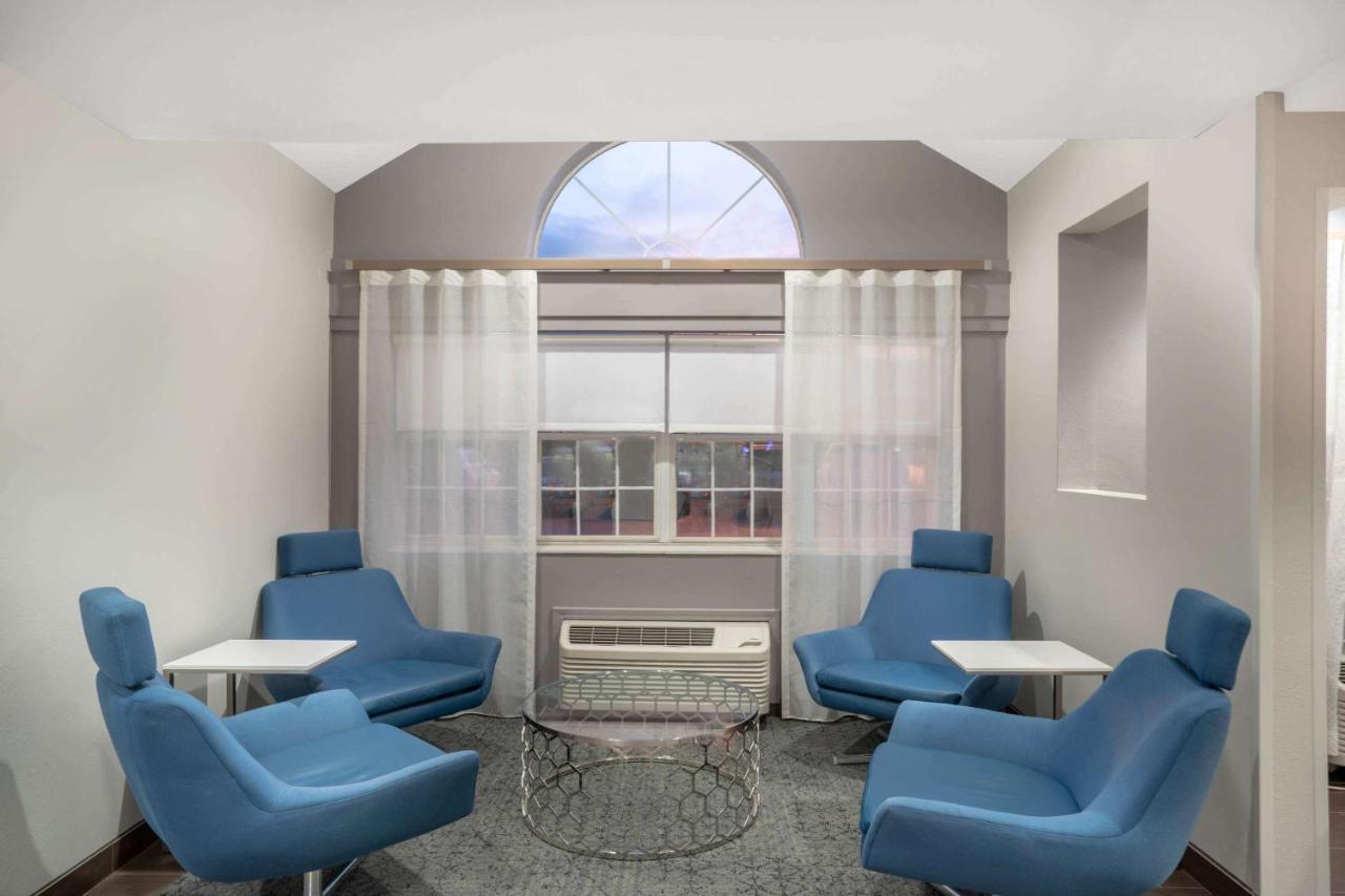 Microtel Inn & Suites By Wyndham Nashville Exterior photo